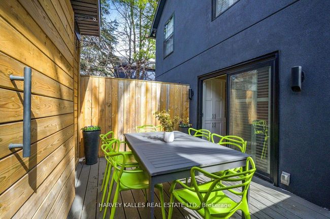 418 Ontario St, House attached with 3 bedrooms, 2 bathrooms and null parking in Toronto ON | Image 45