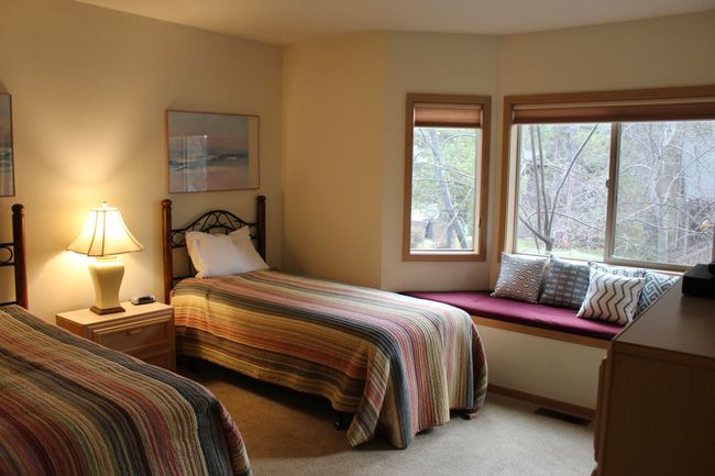 8-Guest bedroom-R36 | Image 7