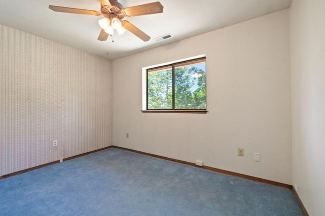 24315 Sugar Pine Rd, House other with 3 bedrooms, 3 bathrooms and 2 parking in Twain Harte CA | Image 20