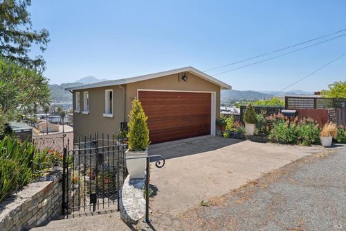 28 Marina Court Drive, San Rafael, CA, 94901 | Card Image