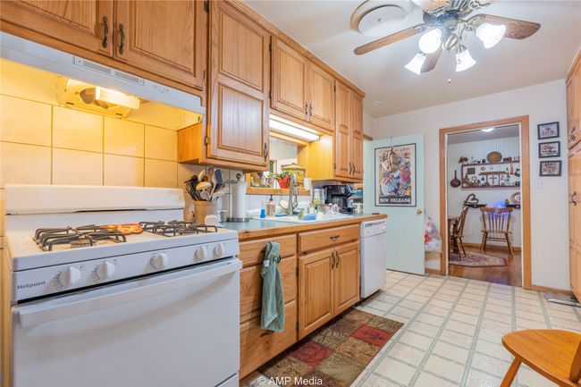 704 E Burnside St, House other with 3 bedrooms, 2 bathrooms and null parking in Rotan TX | Image 11