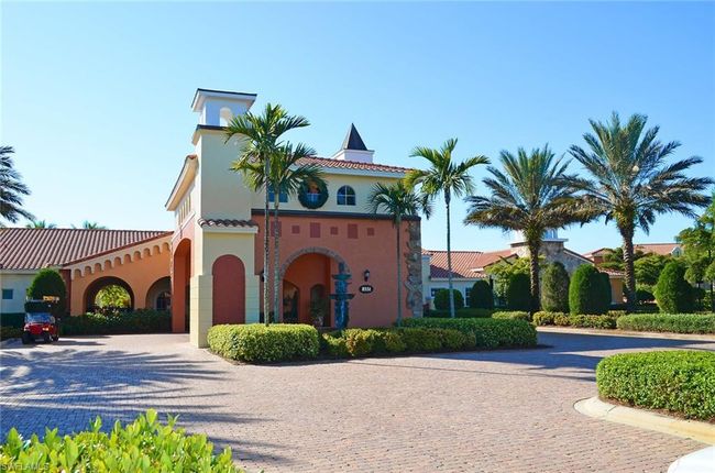 View of front of clubhouse | Image 24