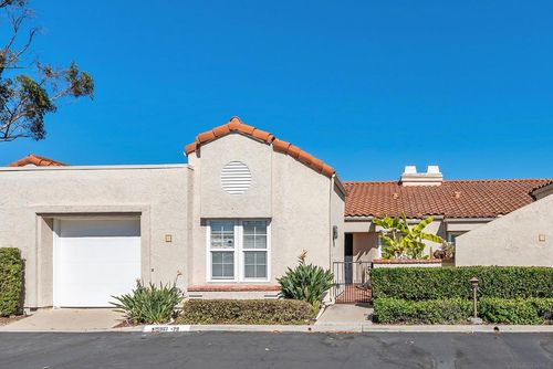 29-15961 Avenida Villaha, San Diego, CA, 92128 | Card Image