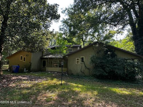 137 Shorter Rd, Braxton, MS, 39044-4408 | Card Image