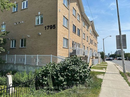 210-1795 Markham Rd, Scarborough, ON, M1B2Z7 | Card Image