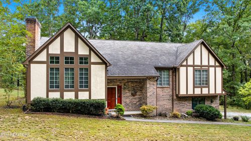 9117 Lynnwood Ln, Rockford, TN, 37853-3535 | Card Image