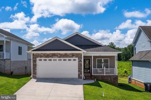 1103 Emerald Crest Dr, Bedford, VA, 24523-3214 | Card Image