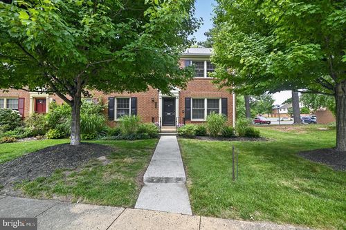 6027 Queenston St, SPRINGFIELD, VA, 22152-1746 | Card Image
