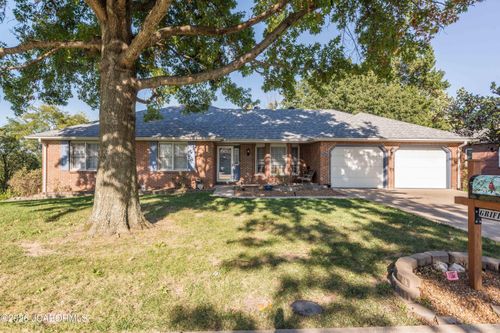 1027 Satinwood Ct, Jefferson City, MO, 65109-1809 | Card Image