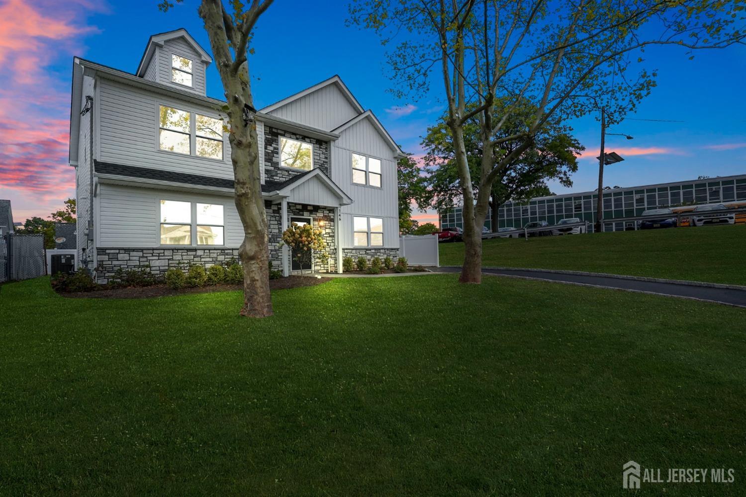 Park Ave, Iselin, NJ 08830
