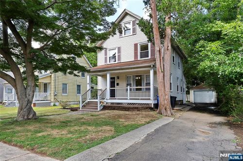 14 Moller St, Tenafly, NJ, 07670-2020 | Card Image