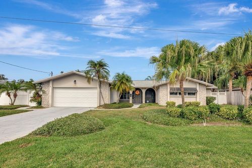 1113 45th Ave Ne, St Petersburg, FL, 33703-5247 | Card Image