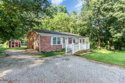 106 Hogin Rd, Dickson, TN, 37055-2702 | Card Image