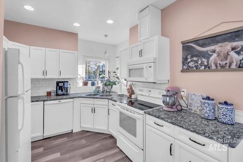 15046 Burger Ln, Caldwell, ID, 83607-7830 | Card Image