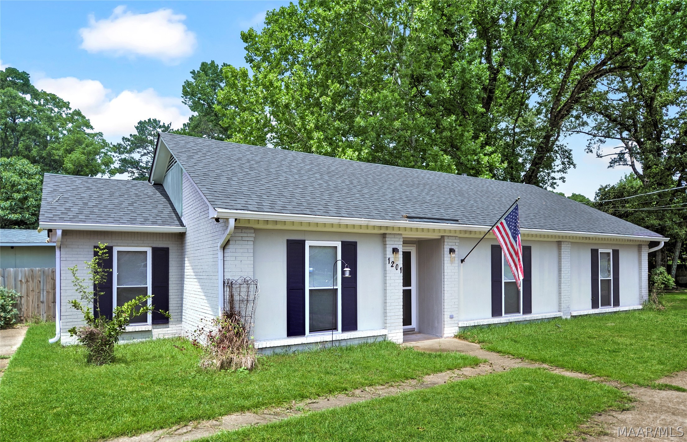 Residential in Montgomery