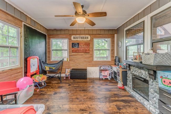 264 Fox Den Cir, Home with 3 bedrooms, 2 bathrooms and null parking in Jasper GA | Image 12