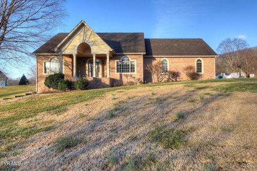 295 Sunrise Dr, Elizabethton, TN, 37643-6459 | Card Image