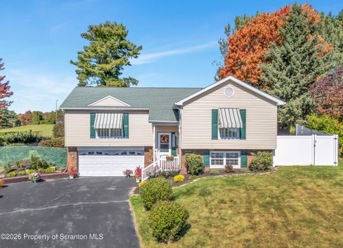 124 Leland Drive, Clarks Summit, PA, 18411 | Card Image