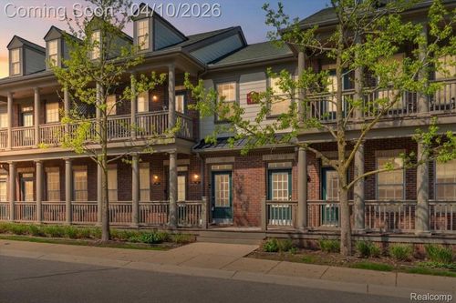 203 Jotham Ave, Auburn Hills, MI, 48326-3041 | Card Image