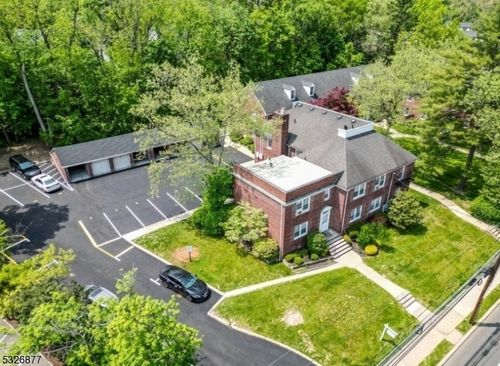 apt-b3-495 Main St, Chatham, NJ, 07928-2140 | Card Image