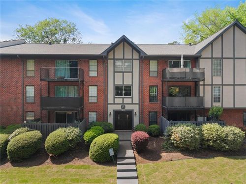 f36-6851 Roswell Rd, Sandy Springs, GA, 30328-2462 | Card Image