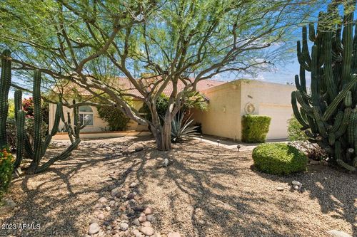 9081 E Sahuaro Dr, Scottsdale, AZ, 85260-4512 | Card Image
