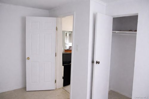 8501 127th St, Kew Gardens, NY, 11415-2823 | Card Image