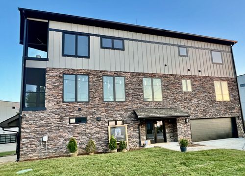 6011 Hill Cir, Nashville, TN, 37209-4412 | Card Image