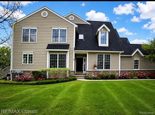 24-26426 Island Lake Dr, Novi, MI, 48374-2156 | Card Image