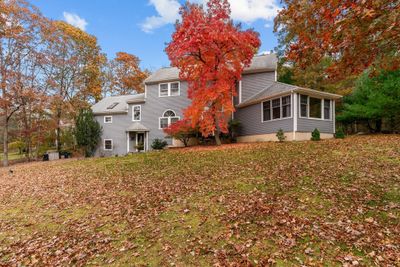 513 Dillon Ln, House other with 4 bedrooms, 2 bathrooms and 6 parking in Swansea MA | Image 2