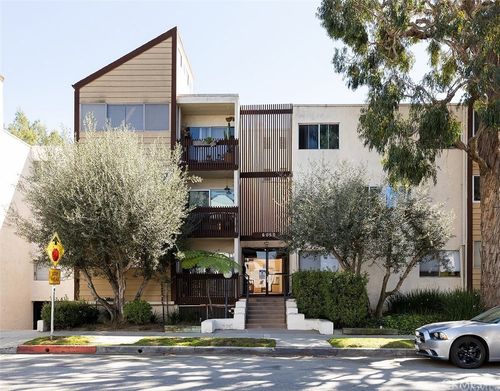 f108-6050 Canterbury Dr, Culver City, CA, 90230 | Card Image
