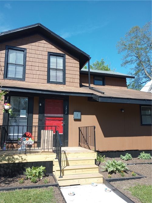 1317 Hall St, Elmira, NY, 14901-1209 | Card Image