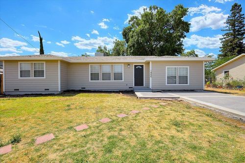 1866 16th St, Olivehurst, CA, 95961-4616 | Card Image