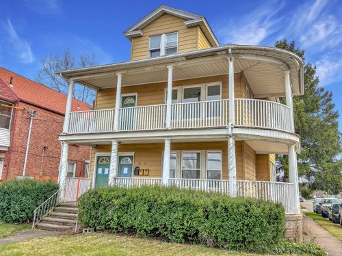 22 Helen St, Hamden, CT, 06514-4416 | Card Image