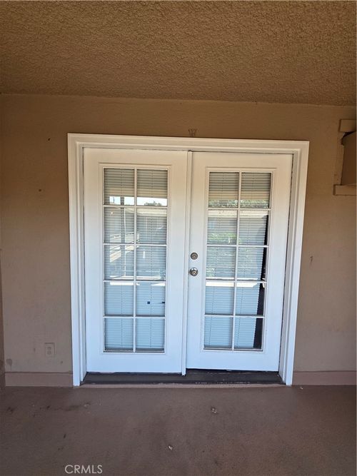 w-7490 Magnolia, Riverside, CA, 92504 | Card Image