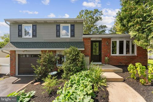 167 Meadowland Dr, RED HILL, PA, 18076-1424 | Card Image