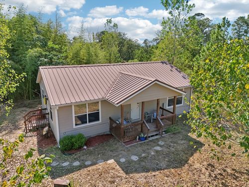 122 Rolling Pines Dr, Smithville, TX, 78957-5093 | Card Image