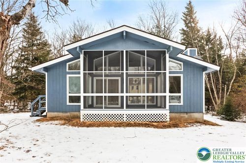 6522 Runnymead Ln, Tobyhanna, PA, 18466-3252 | Card Image