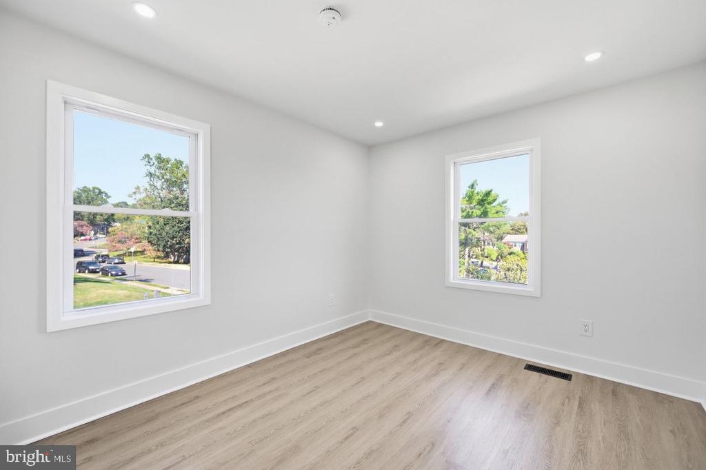 Residential in FAIRFAX 3