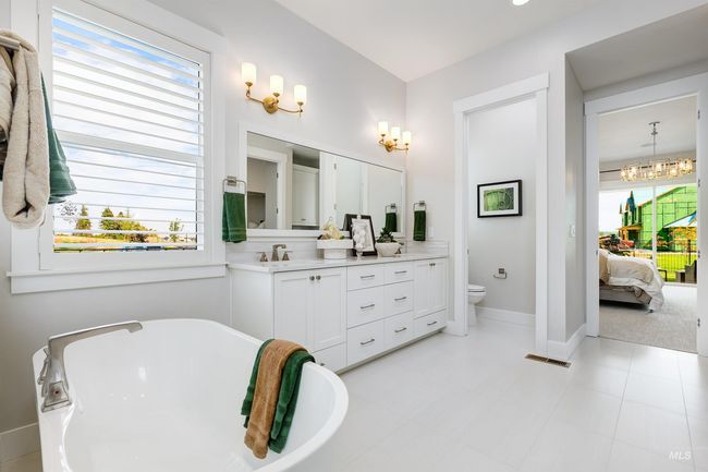 104 S Gresham Way, House other with 3 bedrooms, 4 bathrooms and 4 parking in Eagle ID | Image 22