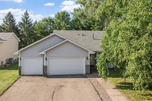 7011 Upper 36th St N, Oakdale, MN, 55128-3343 | Card Image