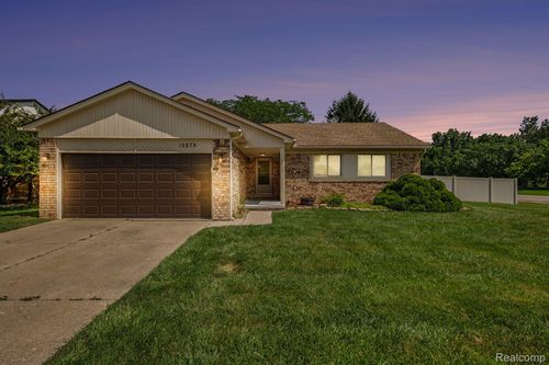15875 Boreas Dr, Macomb, MI, 48044-3124 | Card Image