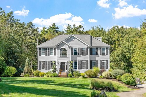 36 Croft Ln, Chester, NH, 03036-8109 | Card Image