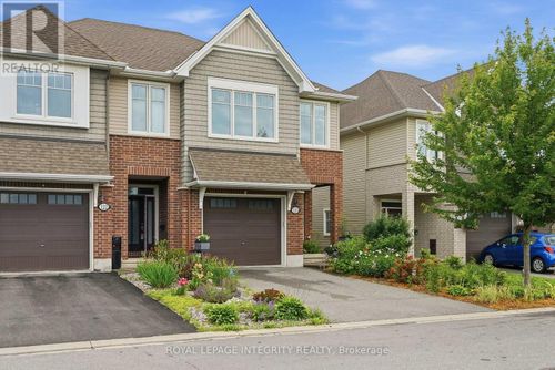 120 Kestrel Street, Ottawa, ON, K1T0P8 | Card Image