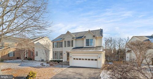 19028 Snowberry Ct, LEESBURG, VA, 20176-6480 | Card Image