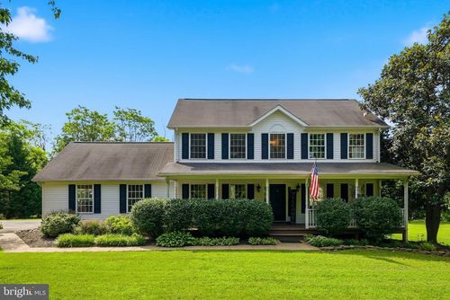 18198 Springs Rd, Jeffersonton, VA, 22724-2154 | Card Image