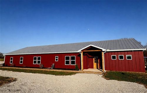 6404 Gracie Ln, Odessa, MO, 64076-7134 | Card Image