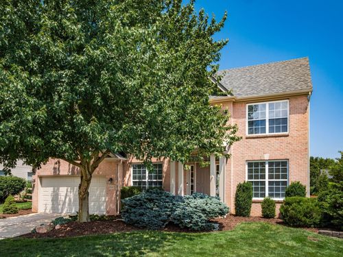 2587 Carla Dr, Lewis Center, OH, 43035-8990 | Card Image