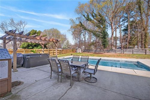 1220 Garth Ct, Virginia Beach, VA, 23454-5751 | Card Image