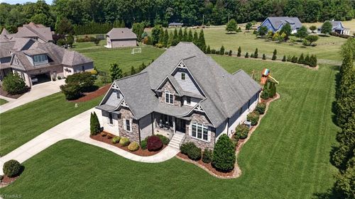 6634 Linville Ridge Dr, Oak Ridge, NC, 27310-9113 | Card Image